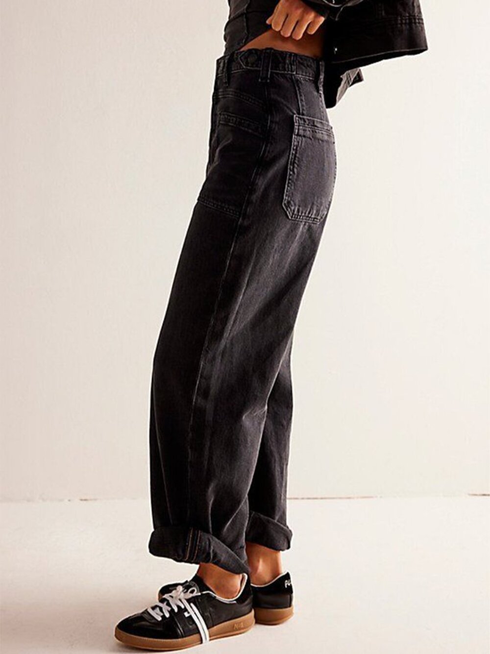We The Free Palmer Cuffed Jeans in Black - Size 24 - Picture 12 of 13